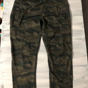 RBX Camo Capris